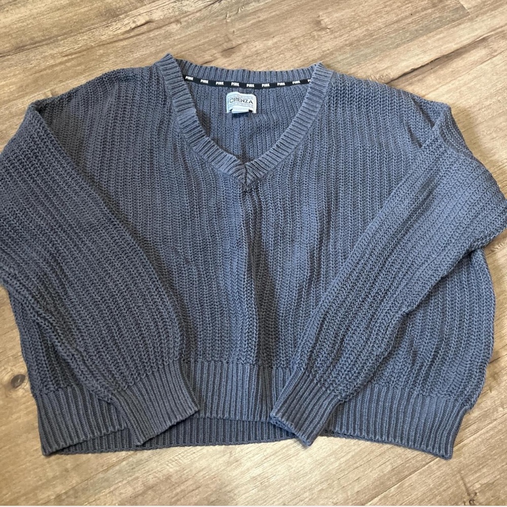 Grey sweater